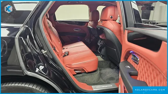 BENTLEY BENTAYGA 4.0 V8 AZURE