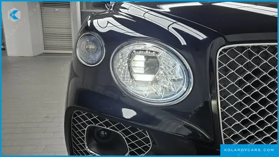 BENTLEY BENTAYGA 4.0 V8 AZURE