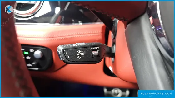 BENTLEY BENTAYGA 4.0 V8 AZURE