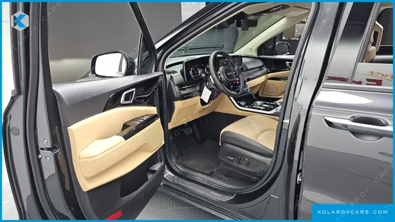 KIA CARNIVAL DIESEL 9-SEATER NOBLESSE