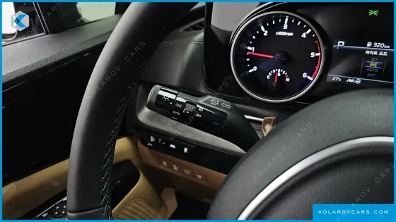 KIA CARNIVAL DIESEL 9-SEATER NOBLESSE