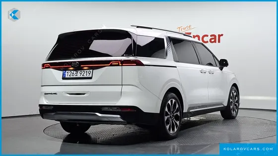 KIA CARNIVAL DIESEL 9-SEATER NOBLESSE