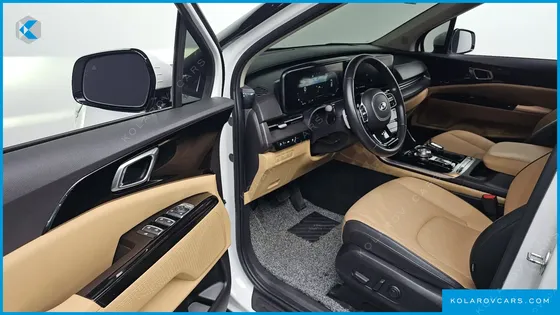 KIA CARNIVAL DIESEL 9-SEATER NOBLESSE