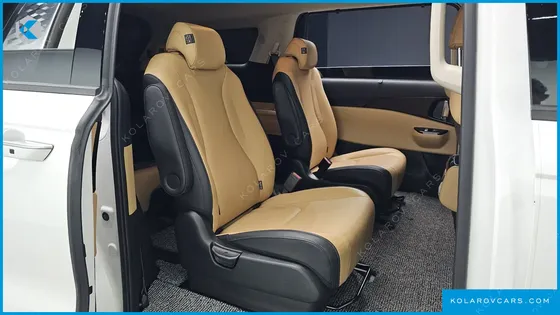 KIA CARNIVAL DIESEL 9-SEATER NOBLESSE