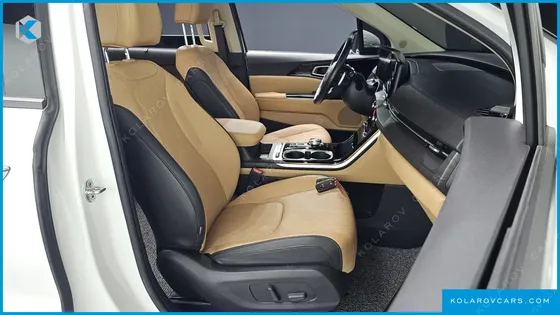 KIA CARNIVAL DIESEL 9-SEATER NOBLESSE