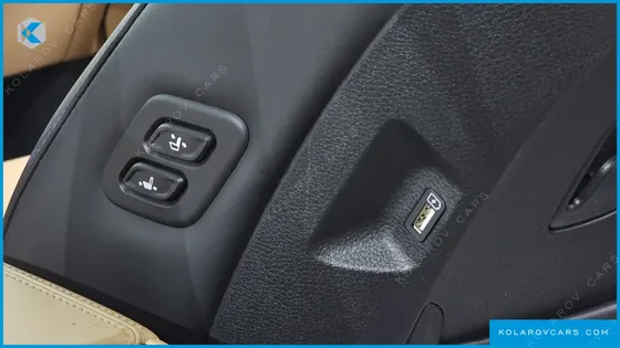 KIA CARNIVAL DIESEL 9-SEATER NOBLESSE