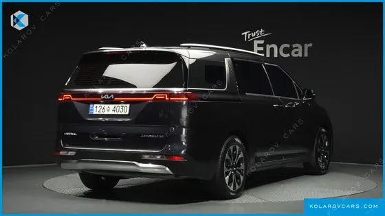 KIA CARNIVAL 7-SEATER SIGNATURE