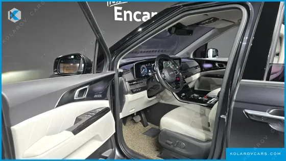 KIA CARNIVAL 7-SEATER SIGNATURE