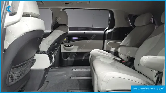 KIA CARNIVAL 7-SEATER SIGNATURE