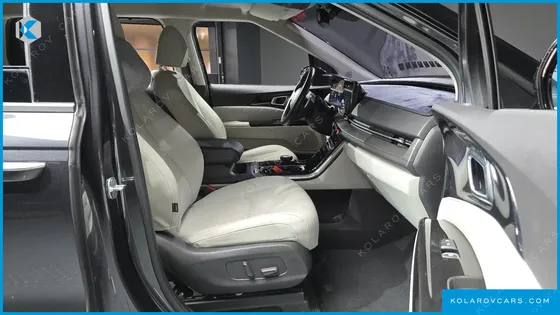 KIA CARNIVAL 7-SEATER SIGNATURE