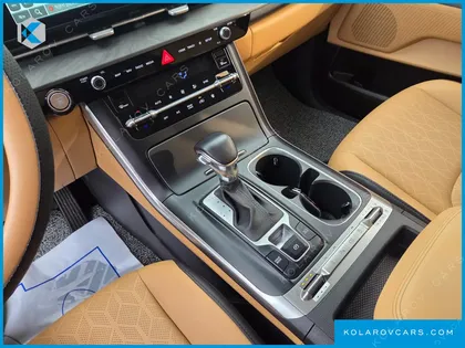 KIA CARNIVAL DIESEL 9-SEATER PRESTIGE