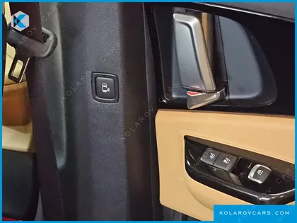 KIA CARNIVAL DIESEL 9-SEATER NOBLESSE