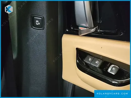KIA CARNIVAL DIESEL 7-SEATER SIGNATURE