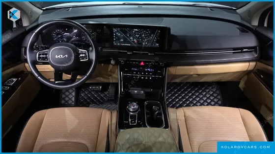 KIA CARNIVAL GASOLINE 7-SEATER SIGNATURE
