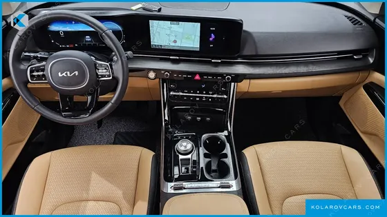 KIA CARNIVAL GASOLINE 7-SEATER NOBLESSE