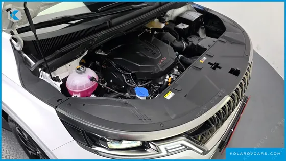 KIA CARNIVAL DIESEL 7-SEATER SIGNATURE