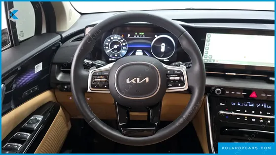 KIA CARNIVAL DIESEL 7-SEATER SIGNATURE