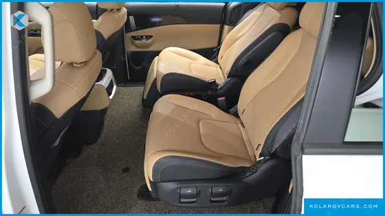 KIA CARNIVAL DIESEL 7-SEATER SIGNATURE