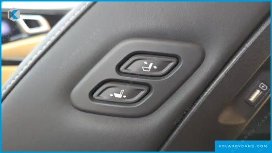 KIA CARNIVAL DIESEL 7-SEATER SIGNATURE
