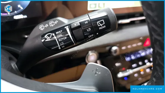 KIA CARNIVAL DIESEL 7-SEATER SIGNATURE