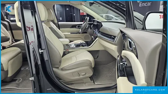 KIA CARNIVAL GASOLINE 7-SEATER HI-LIMOUSINE