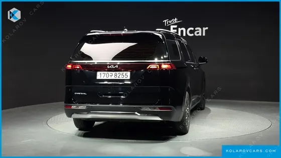 KIA CARNIVAL DIESEL 9-SEATER NOBLESSE