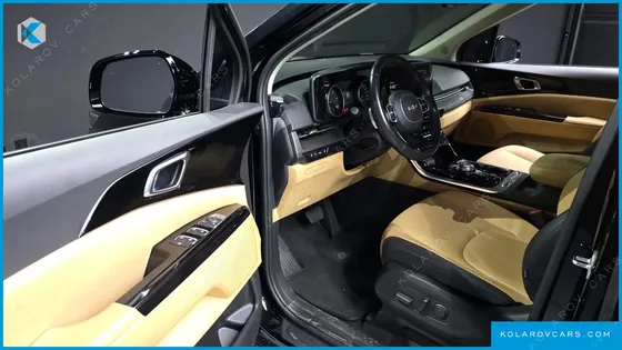 KIA CARNIVAL DIESEL 9-SEATER NOBLESSE