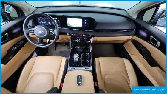 KIA CARNIVAL GASOLINE 11-SEATER SIGNATURE