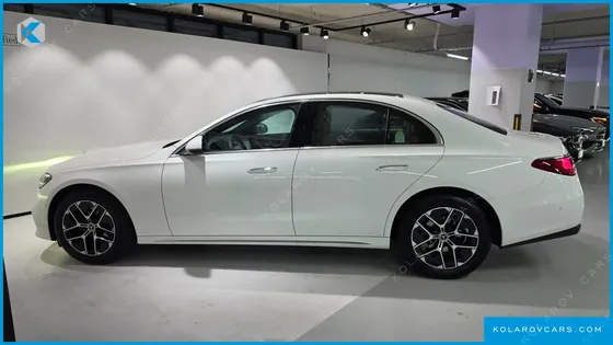 MERCEDES E-CLASS E200 EXCLUSIVE