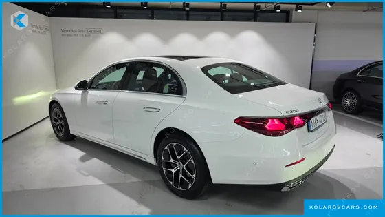 MERCEDES E-CLASS E200 EXCLUSIVE