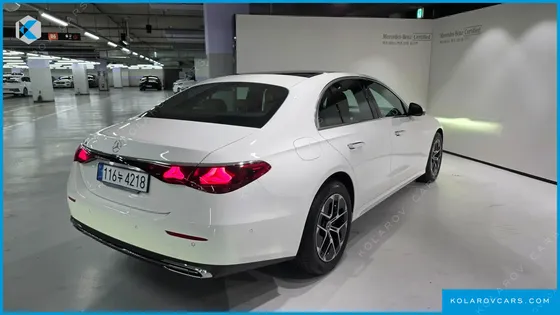 MERCEDES E-CLASS E200 EXCLUSIVE