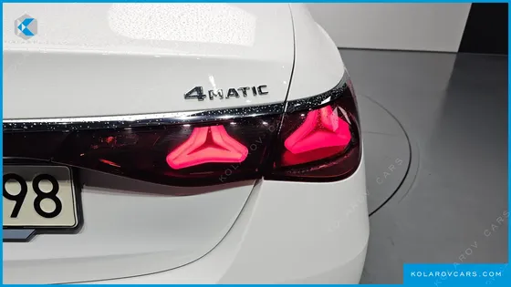 MERCEDES E-CLASS E300 4MATIC EXCLUSIVE