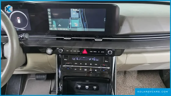 KIA CARNIVAL GASOLINE 7-SEATER SIGNATURE