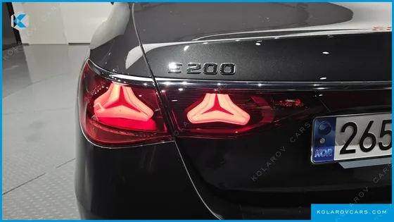 MERCEDES E-CLASS E200 AVANTGARDE