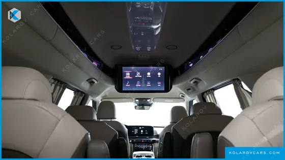 KIA CARNIVAL DIESEL 9-SEATER HI-LIMOUSINE