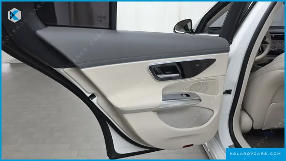 MERCEDES E-CLASS E220D 4MATIC EXCLUSIVE