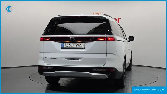 KIA CARNIVAL DIESEL 9-SEATER PRESTIGE