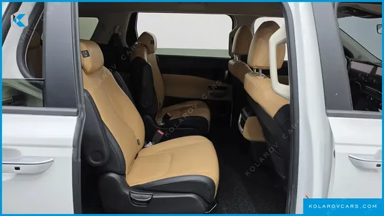 KIA CARNIVAL DIESEL 9-SEATER PRESTIGE