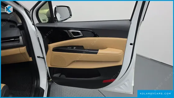KIA CARNIVAL DIESEL 9-SEATER PRESTIGE