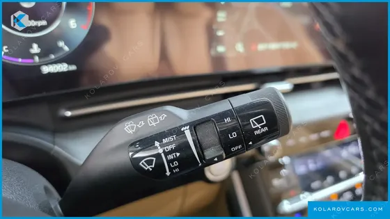 KIA CARNIVAL DIESEL 9-SEATER PRESTIGE