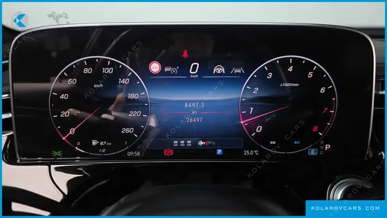 MERCEDES E-CLASS E300 4MATIC AMG LINE