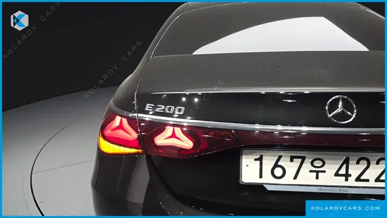 MERCEDES E-CLASS E200 AMG LINE