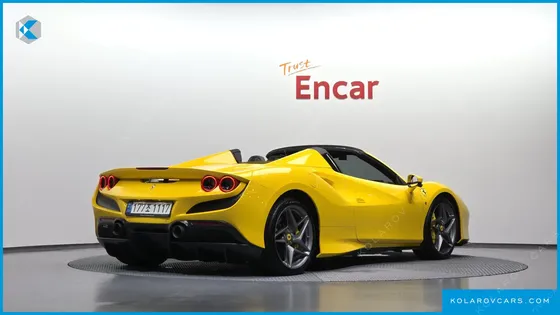 FERRARI F8 3.9 V8