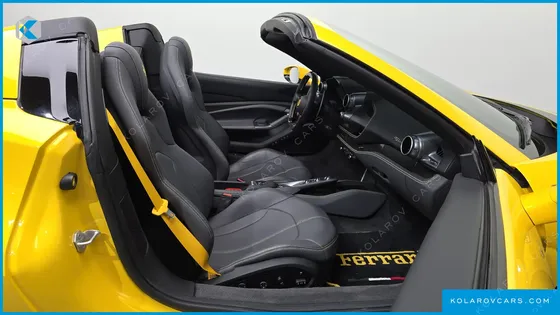 FERRARI F8 3.9 V8