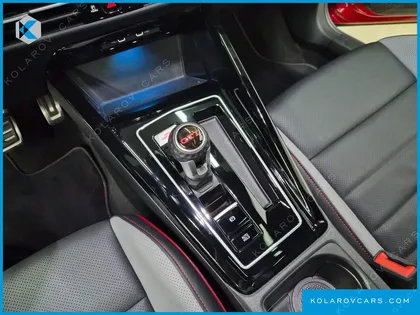 VOLKSWAGEN GOLF 2.0 GTI