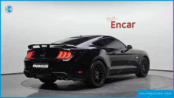 FORD MUSTANG GT COUPE