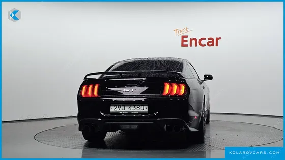 FORD MUSTANG GT COUPE