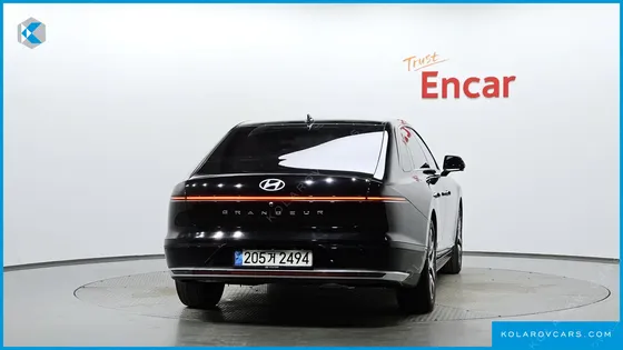 HYUNDAI GRANDEUR 2,5 GASOLINE 2WD