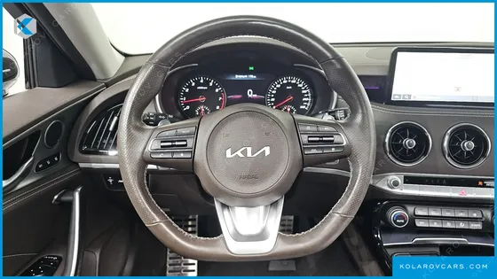 KIA STINGER 2.5 MASTERS