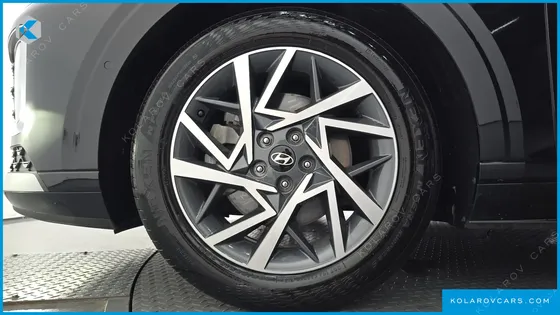 HYUNDAI GRANDEUR 2,5 GASOLINE 2WD